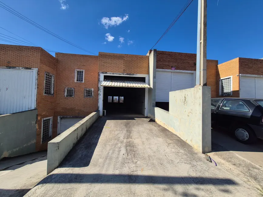 Foto 1 de Armazém / Galpão para alugar, 120m2 em Jardim Santa Esmeralda, Sorocaba - SP