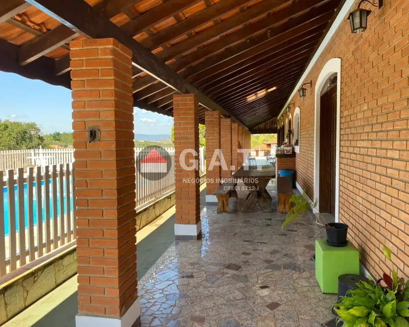 Foto 2 de Chácara com 4 quartos à venda, 377m2 em Boituva - SP
