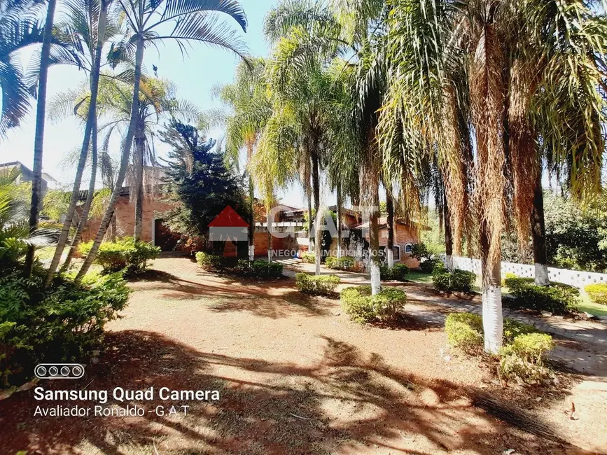 Foto 5 de Chácara com 4 quartos para alugar, 612m2 em Chácaras Leão, Votorantim - SP