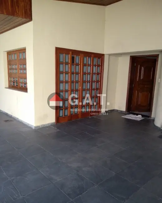 Foto 2 de Casa com 3 quartos à venda, 300m2 em Vossoroca, Votorantim - SP