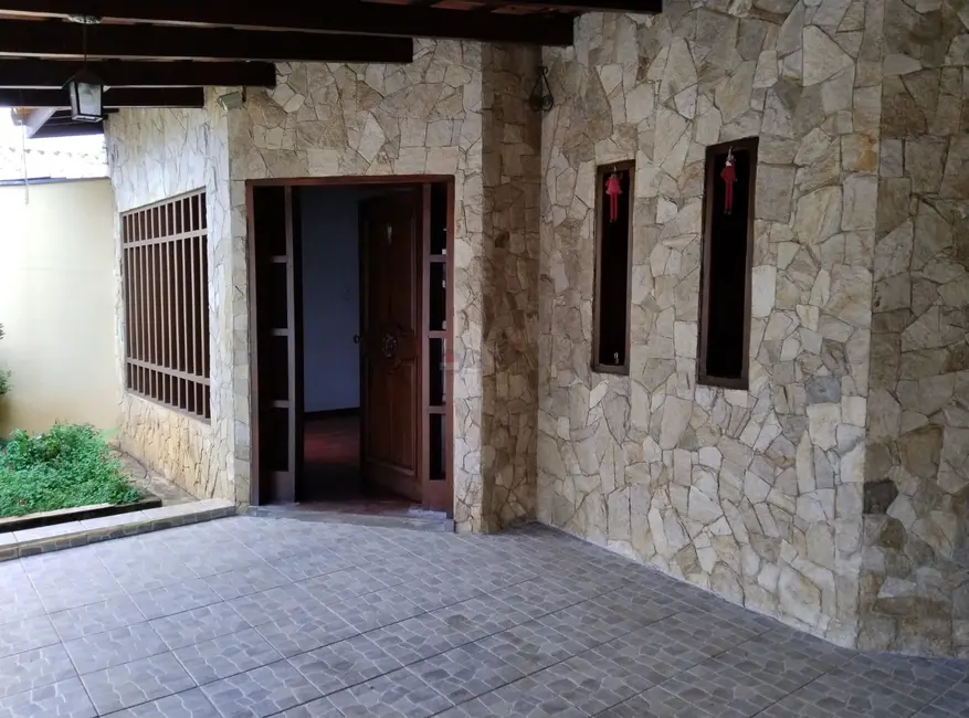 Foto 2 de Casa com 3 quartos à venda, 267m2 em Jardim Vera Cruz, Sorocaba - SP