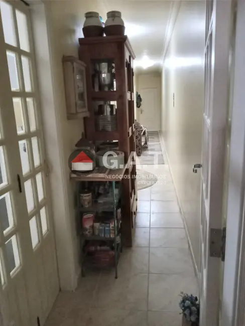 Casa com 3 quartos à venda, 180m2 em Centro, Sorocaba - SP - imagem 9 Foto 9 de Casa com 3 quartos à venda, 180m2 em Centro, Sorocaba - SP