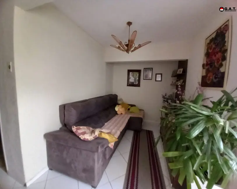 Casa com 2 quartos à venda, 145m2 em Parque São Bento, Sorocaba - SP - imagem 5 Foto 5 de Casa com 2 quartos à venda, 145m2 em Parque São Bento, Sorocaba - SP