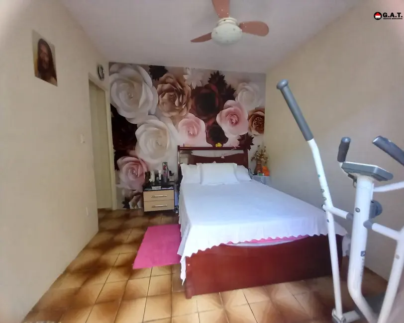 Casa com 2 quartos à venda, 145m2 em Parque São Bento, Sorocaba - SP - imagem 8 Foto 8 de Casa com 2 quartos à venda, 145m2 em Parque São Bento, Sorocaba - SP