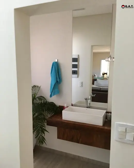 Casa com 2 quartos à venda, 145m2 em Parque São Bento, Sorocaba - SP - imagem 3 Foto 3 de Casa com 2 quartos à venda, 145m2 em Parque São Bento, Sorocaba - SP