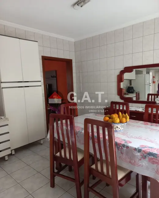 Casa com 3 quartos à venda, 165m2 em Jardim São Paulo, Sorocaba - SP - imagem 6 Foto 6 de Casa com 3 quartos à venda, 165m2 em Jardim São Paulo, Sorocaba - SP