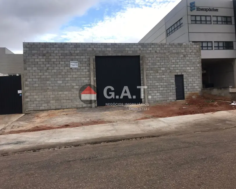 Terreno / Lote para alugar, 3540m2 em Iporanga, Sorocaba - SP - imagem 1 Foto 1 de Terreno / Lote para alugar, 3540m2 em Iporanga, Sorocaba - SP