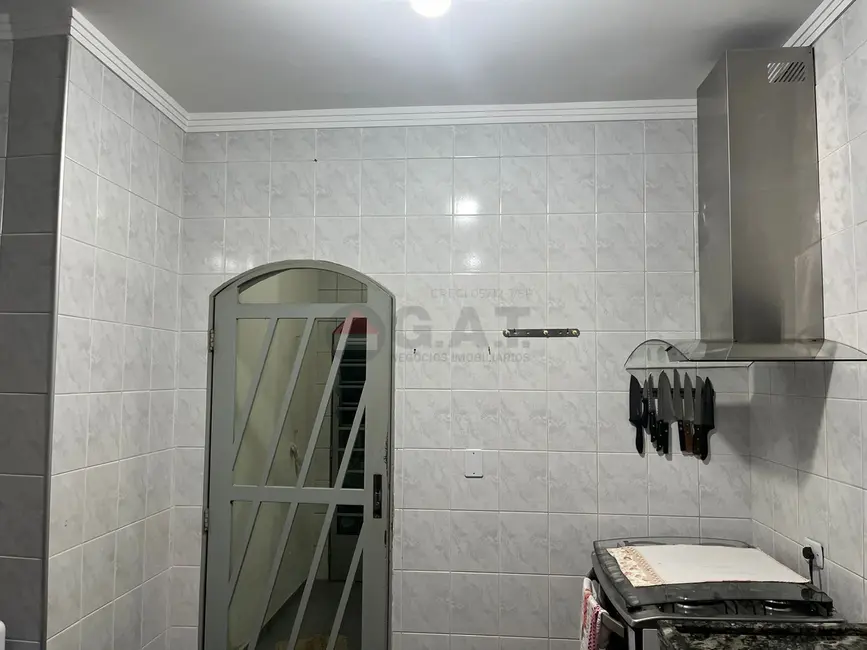 Foto 5 de Casa com 3 quartos à venda, 271m2 em Jardim Astro, Sorocaba - SP