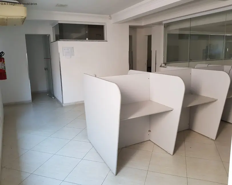 Sala Comercial para alugar, 706m2 em Vila Trujillo, Sorocaba - SP - imagem 2 Foto 2 de Sala Comercial para alugar, 706m2 em Vila Trujillo, Sorocaba - SP