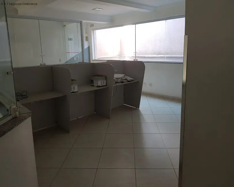 Sala Comercial para alugar, 706m2 em Vila Trujillo, Sorocaba - SP - imagem 9 Foto 9 de Sala Comercial para alugar, 706m2 em Vila Trujillo, Sorocaba - SP