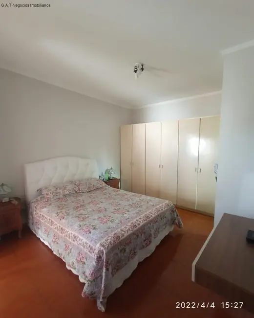 Foto 6 de Casa com 5 quartos à venda, 246m2 em Jardim São Paulo, Sorocaba - SP