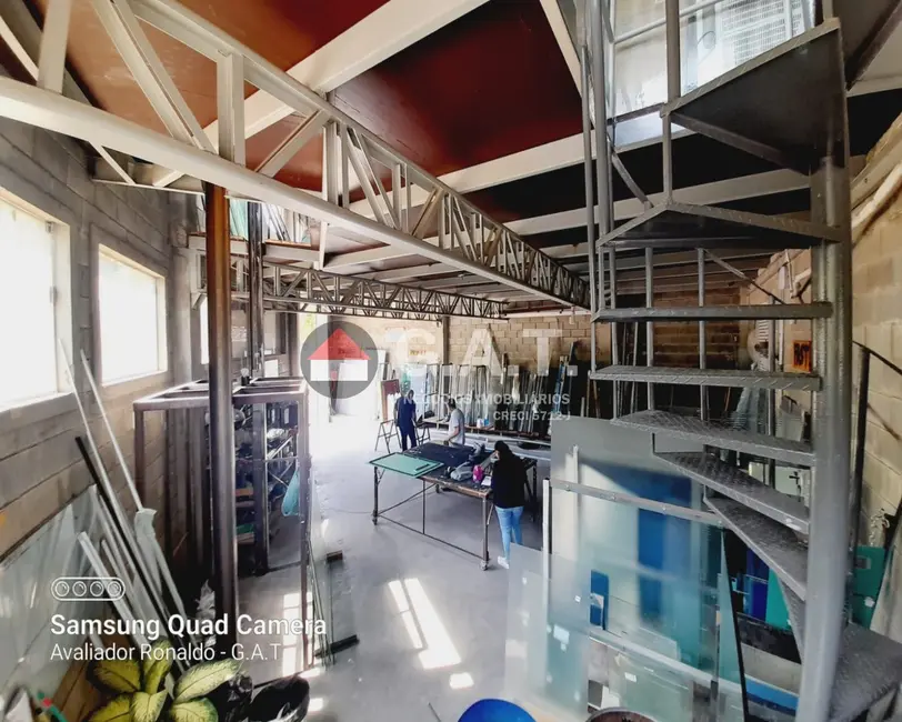 Foto 9 de Armazém / Galpão à venda, 330m2 em Sorocaba - SP