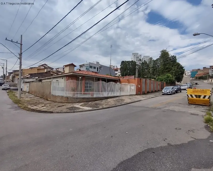 Casa com 5 quartos à venda, 585m2 em Jardim Prestes de Barros, Sorocaba - SP - imagem 2 Foto 2 de Casa com 5 quartos à venda, 585m2 em Jardim Prestes de Barros, Sorocaba - SP