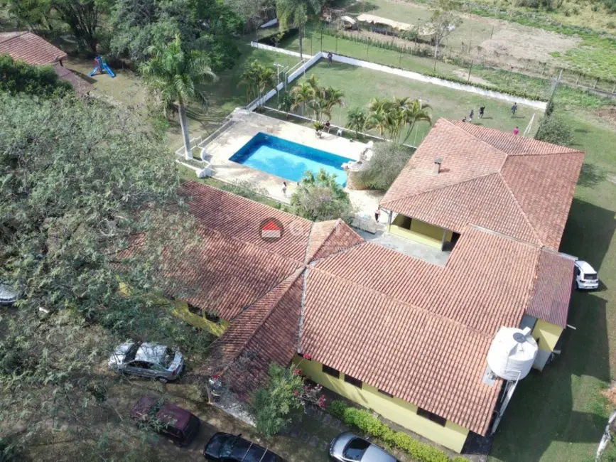 Foto 2 de Chácara com 7 quartos à venda, 1500m2 em Aracoiaba Da Serra - SP