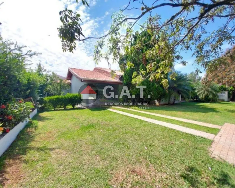 Foto 3 de Casa de Condomínio com 3 quartos à venda, 498m2 em Aracoiaba Da Serra - SP
