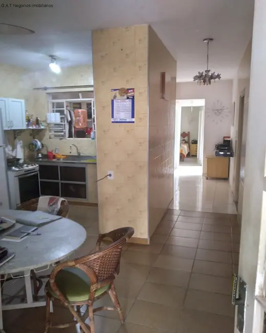 Casa com 3 quartos à venda, 112m2 em Vila Santana, Sorocaba - SP - imagem 4 Foto 4 de Casa com 3 quartos à venda, 112m2 em Vila Santana, Sorocaba - SP