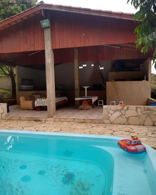 Chácara com 1 quarto à venda, 100m2 em Caputera, Sorocaba - SP - imagem 3 Foto 3 de Chácara com 1 quarto à venda, 100m2 em Caputera, Sorocaba - SP