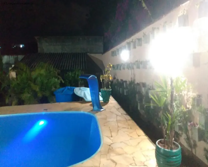 Foto 4 de Chácara com 4 quartos à venda, 265m2 em Aracoiaba Da Serra - SP