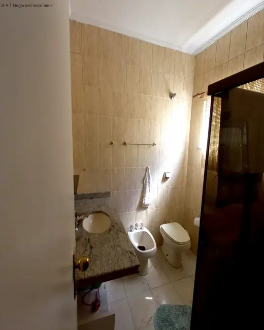 Casa de Condomínio com 3 quartos para alugar, 330m2 em Sorocaba - SP - imagem 6 Foto 6 de Casa de Condomínio com 3 quartos para alugar, 330m2 em Sorocaba - SP