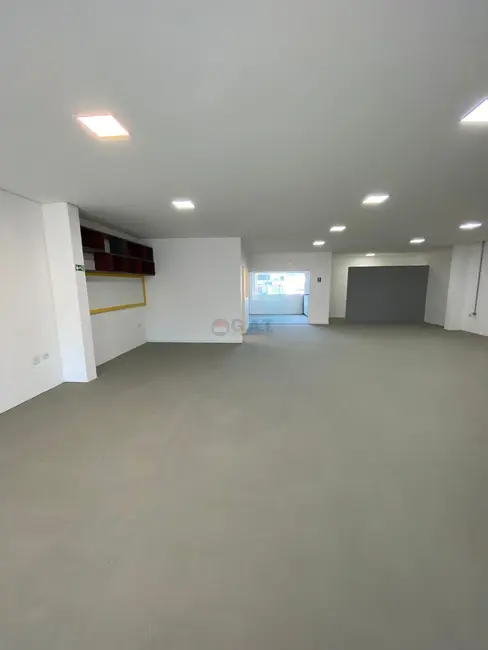 Foto 3 de Sala Comercial para alugar, 380m2 em Jardim Faculdade, Sorocaba - SP