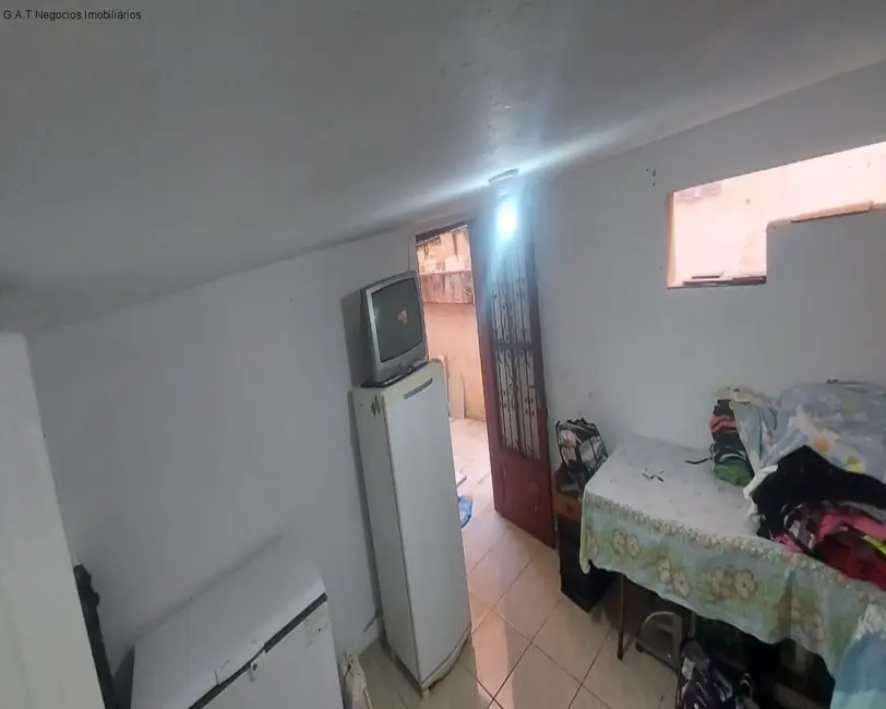 Casa com 4 quartos à venda, 160m2 em Jardim Itanguá, Sorocaba - SP - imagem 4 Foto 4 de Casa com 4 quartos à venda, 160m2 em Jardim Itanguá, Sorocaba - SP