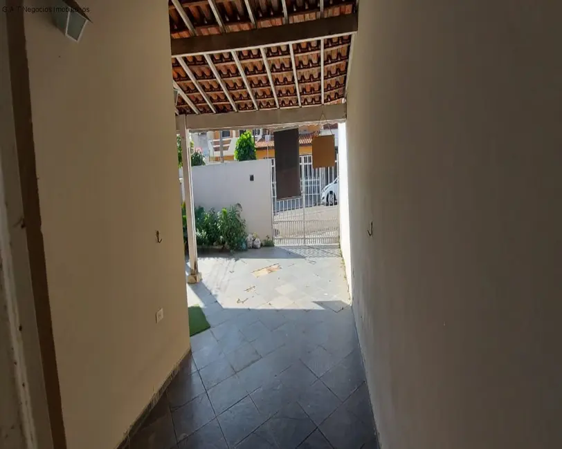 Casa com 3 quartos à venda, 140m2 em Wanel Ville, Sorocaba - SP - imagem 5 Foto 5 de Casa com 3 quartos à venda, 140m2 em Wanel Ville, Sorocaba - SP