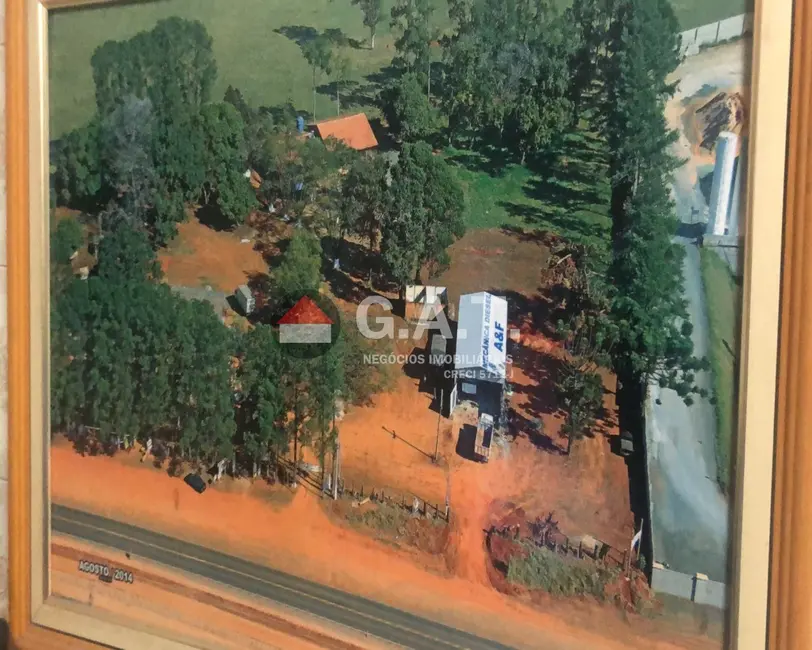 Foto 1 de Terreno / Lote à venda, 1500m2 em Sorocaba - SP
