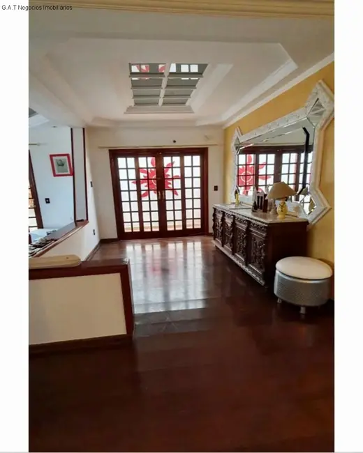 Casa com 6 quartos à venda, 450m2 em Jardim Santa Rosália, Sorocaba - SP - imagem 3 Foto 3 de Casa com 6 quartos à venda, 450m2 em Jardim Santa Rosália, Sorocaba - SP