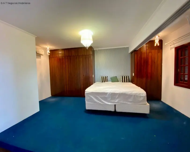 Casa com 6 quartos à venda, 450m2 em Jardim Santa Rosália, Sorocaba - SP - imagem 2 Foto 2 de Casa com 6 quartos à venda, 450m2 em Jardim Santa Rosália, Sorocaba - SP