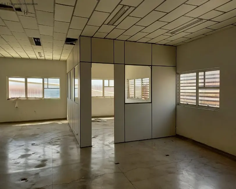 Sala Comercial para alugar, 800m2 em Vila Hortência, Sorocaba - SP - imagem 6 Foto 6 de Sala Comercial para alugar, 800m2 em Vila Hortência, Sorocaba - SP