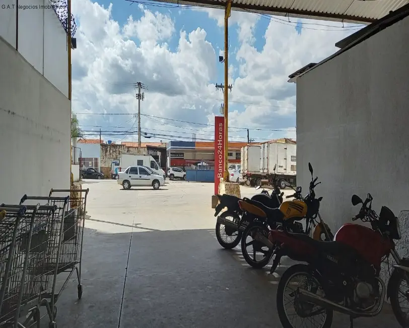 Sala Comercial para alugar, 800m2 em Vila Hortência, Sorocaba - SP - imagem 4 Foto 4 de Sala Comercial para alugar, 800m2 em Vila Hortência, Sorocaba - SP