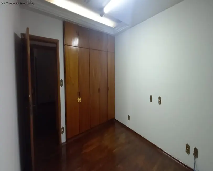 Foto 9 de Casa com 3 quartos para alugar, 325m2 em Parque Campolim, Sorocaba - SP