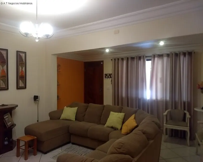 Foto 1 de Casa com 3 quartos à venda, 249m2 em Jardim Faculdade, Sorocaba - SP