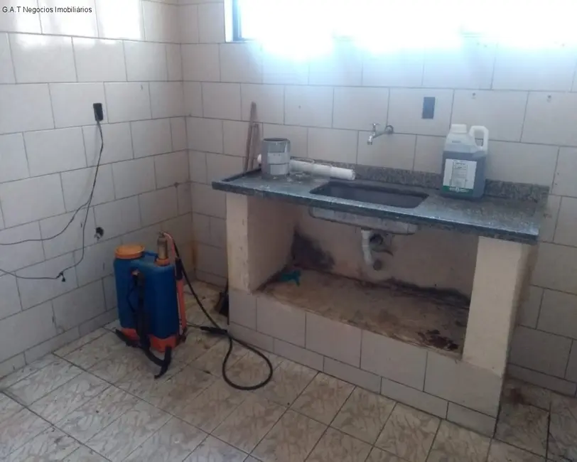 Sala Comercial para alugar, 120m2 em Centro, Aracoiaba Da Serra - SP - imagem 3 Foto 3 de Sala Comercial para alugar, 120m2 em Centro, Aracoiaba Da Serra - SP