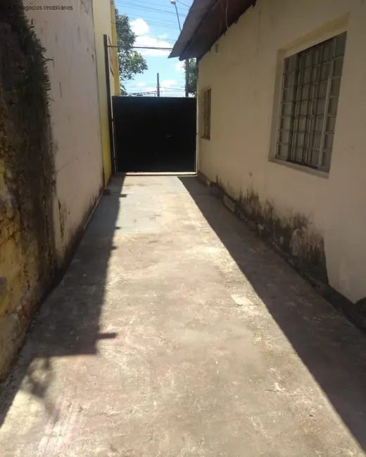 Sala Comercial para alugar, 120m2 em Centro, Aracoiaba Da Serra - SP - imagem 6 Foto 6 de Sala Comercial para alugar, 120m2 em Centro, Aracoiaba Da Serra - SP