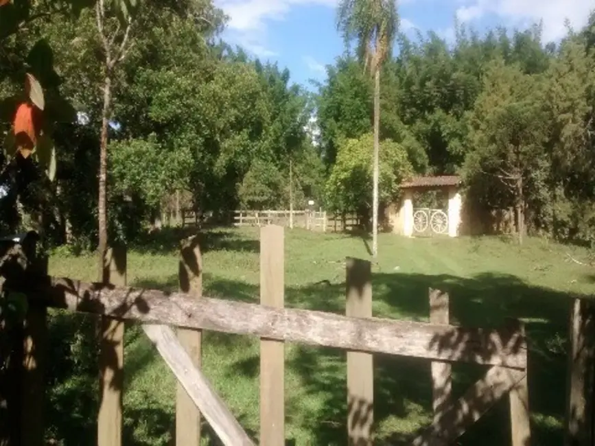 Foto 2 de Chácara com 3 quartos à venda, 27200m2 em Sarapui - SP