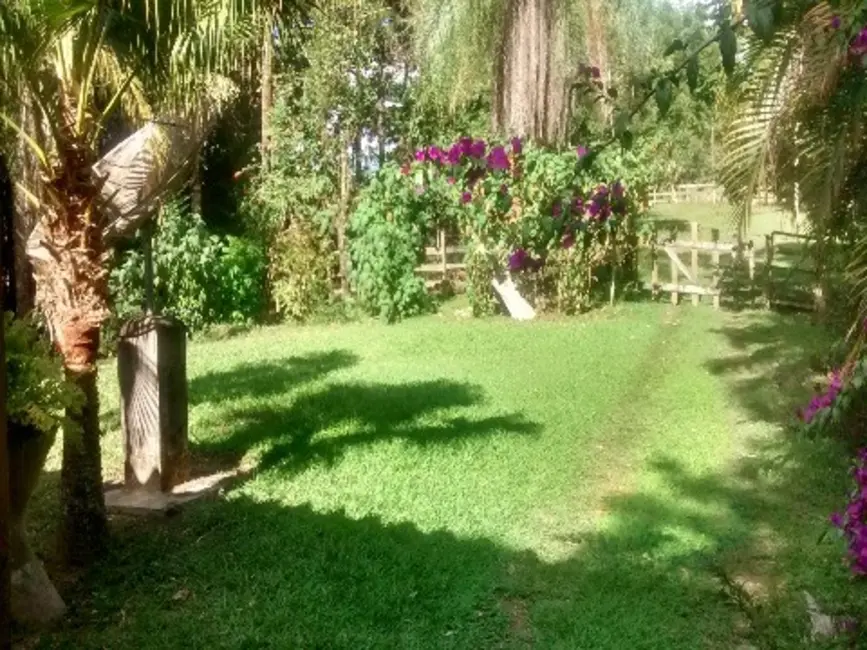 Foto 1 de Chácara com 3 quartos à venda, 27200m2 em Sarapui - SP