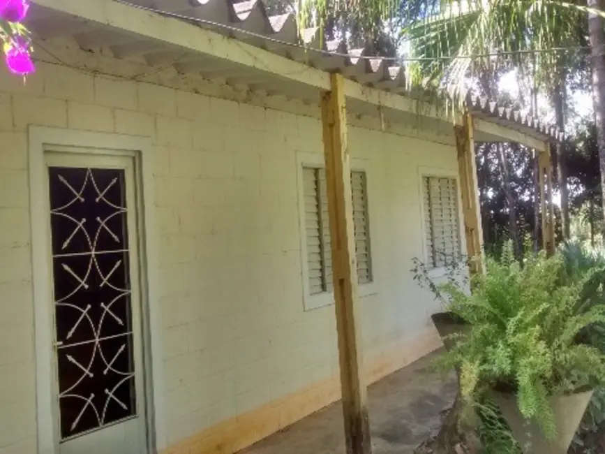 Chácara com 3 quartos à venda, 27200m2 em Sarapui - SP - imagem 6 Foto 6 de Chácara com 3 quartos à venda, 27200m2 em Sarapui - SP