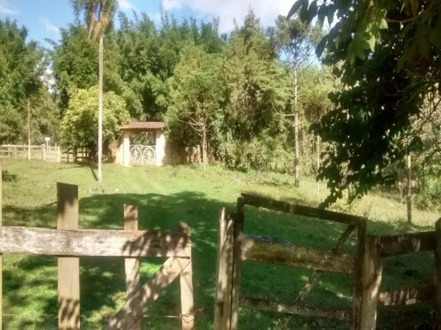 Chácara com 3 quartos à venda, 27200m2 em Sarapui - SP - imagem 3 Foto 3 de Chácara com 3 quartos à venda, 27200m2 em Sarapui - SP