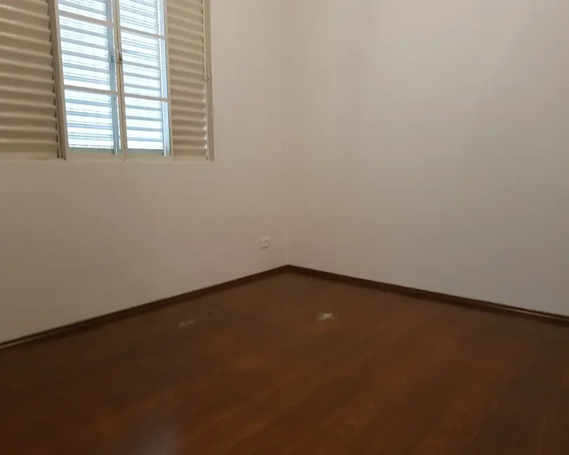 Casa com 2 quartos à venda, 125m2 em Jardim Faculdade, Sorocaba - SP - imagem 2 Foto 2 de Casa com 2 quartos à venda, 125m2 em Jardim Faculdade, Sorocaba - SP