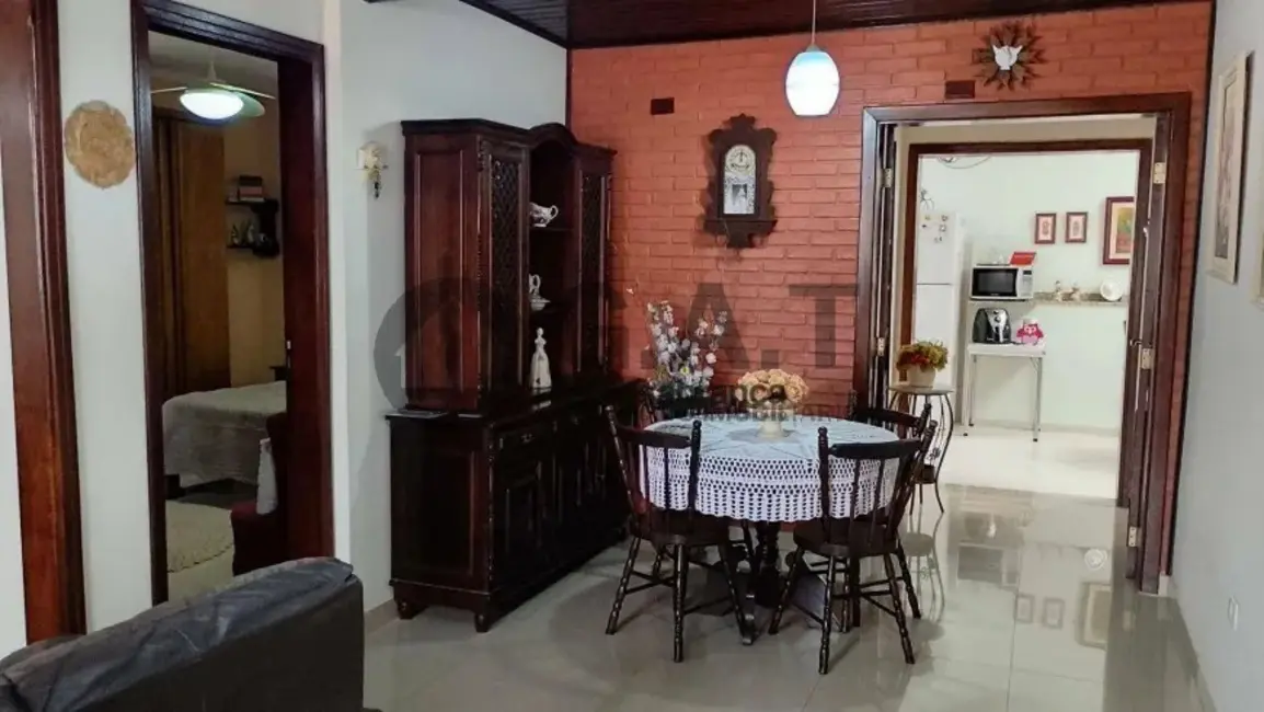 Foto 2 de Casa com 3 quartos à venda, 127m2 em Jardim Guadalajara, Sorocaba - SP