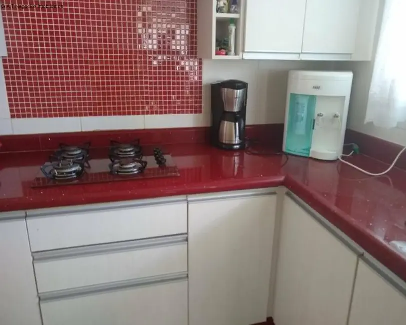 Foto 5 de Casa de Condomínio com 3 quartos à venda, 200m2 em Aracoiaba Da Serra - SP