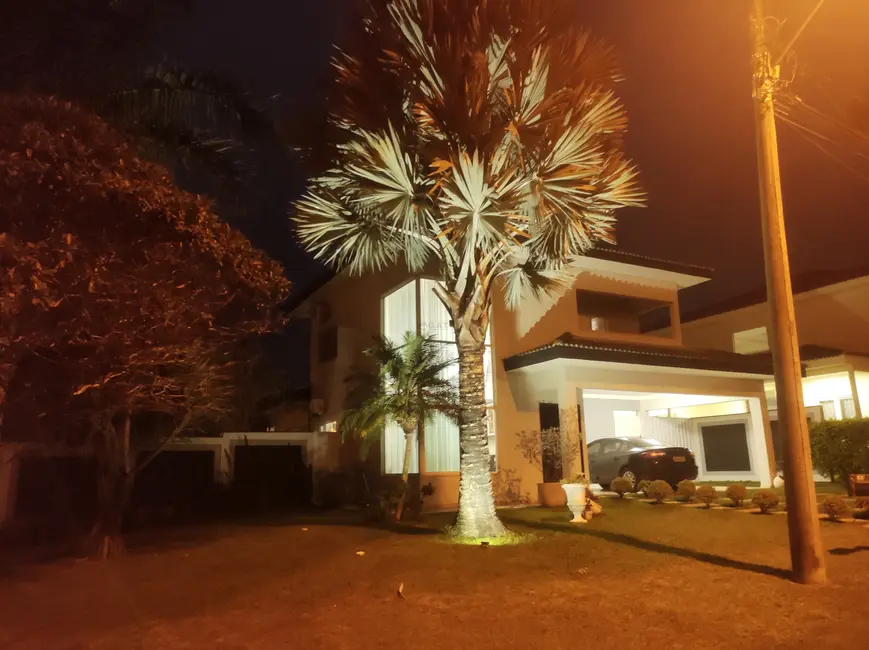 Foto 8 de Casa de Condomínio com 3 quartos à venda, 200m2 em Aracoiaba Da Serra - SP