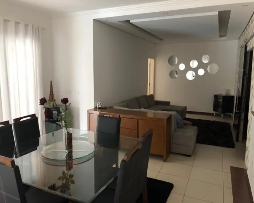 Foto 2 de Casa de Condomínio com 3 quartos à venda, 350m2 em Sorocaba - SP