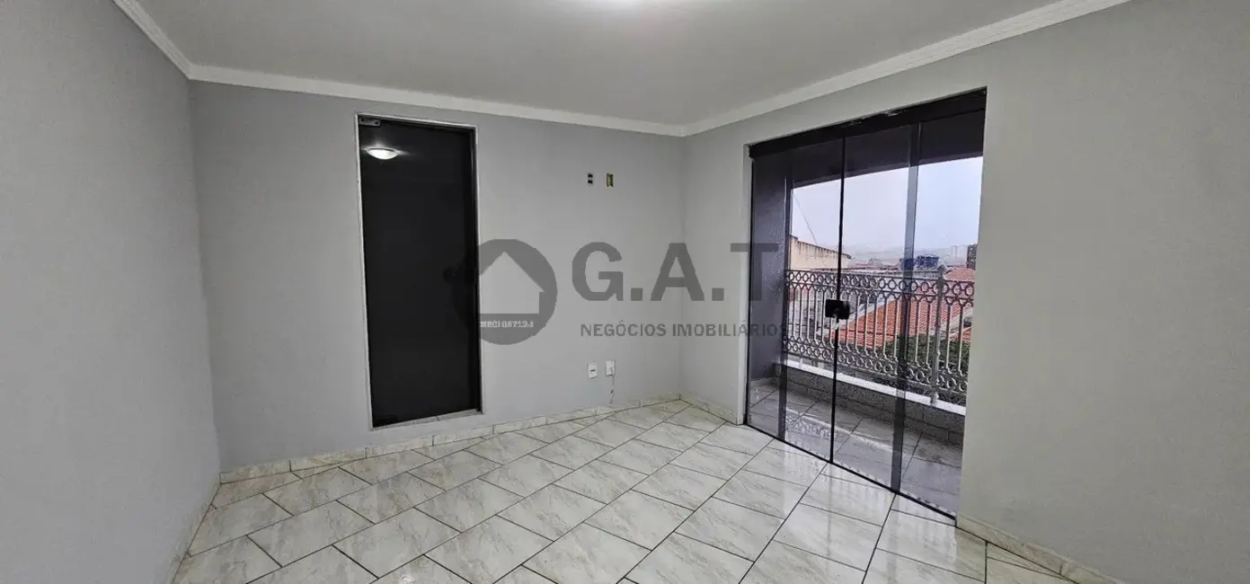 Foto 2 de Casa com 4 quartos à venda, 228m2 em Jardim Dois Corações, Sorocaba - SP