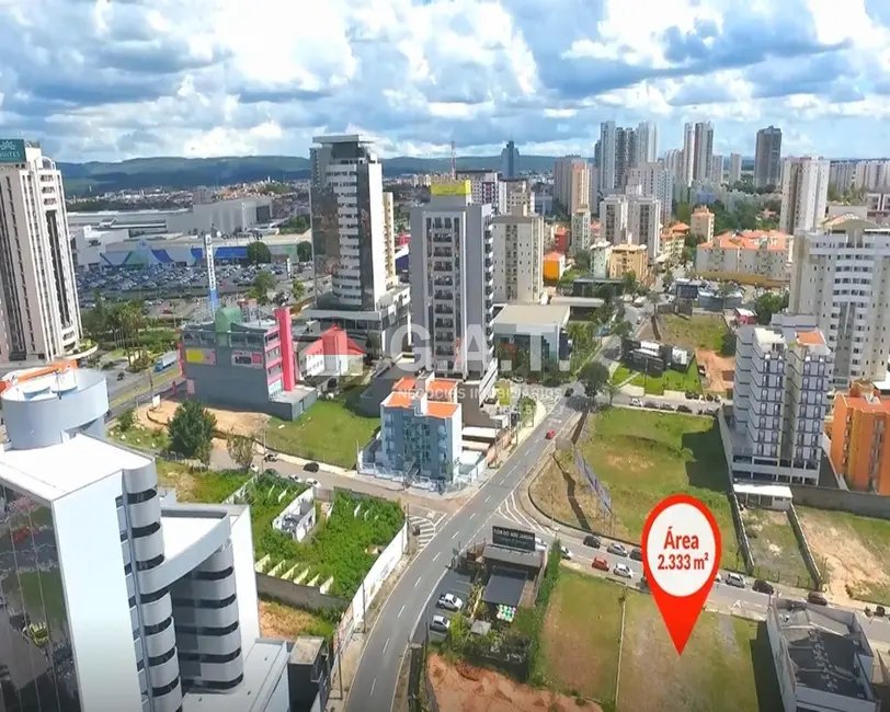 Foto 1 de Terreno / Lote à venda, 2336m2 em Parque Campolim, Sorocaba - SP