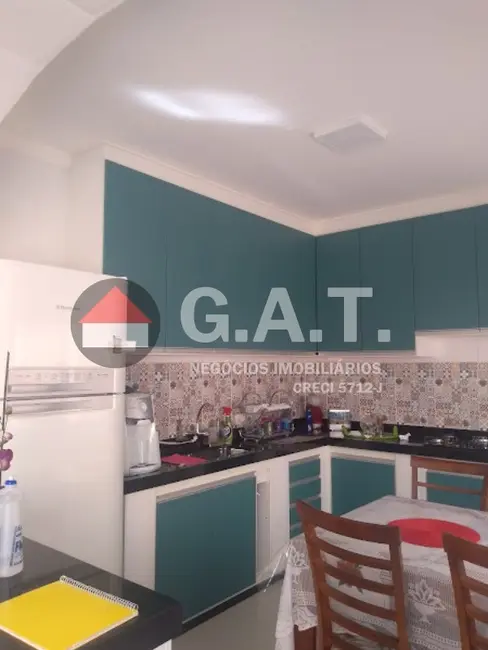 Casa com 4 quartos à venda, 200m2 em Jardim São Lourenzo, Sorocaba - SP - imagem 8 Foto 8 de Casa com 4 quartos à venda, 200m2 em Jardim São Lourenzo, Sorocaba - SP