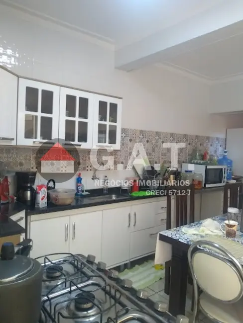 Casa com 4 quartos à venda, 200m2 em Jardim São Lourenzo, Sorocaba - SP - imagem 9 Foto 9 de Casa com 4 quartos à venda, 200m2 em Jardim São Lourenzo, Sorocaba - SP