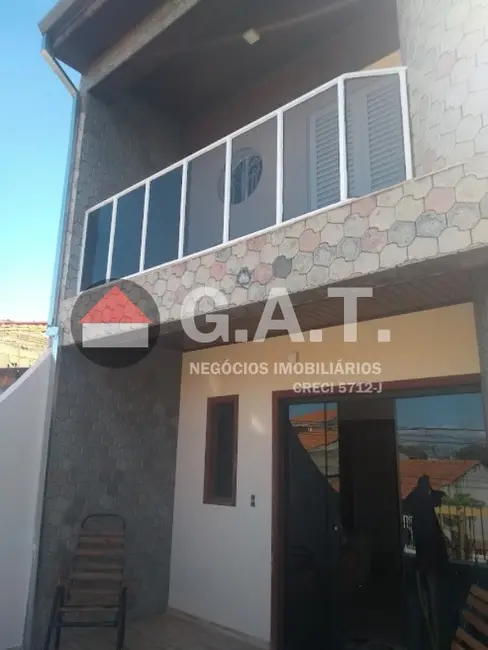 Casa com 4 quartos à venda, 200m2 em Jardim São Lourenzo, Sorocaba - SP - imagem 3 Foto 3 de Casa com 4 quartos à venda, 200m2 em Jardim São Lourenzo, Sorocaba - SP