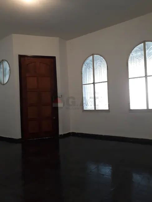 Casa com 2 quartos à venda, 80m2 em Jardim Simus, Sorocaba - SP - imagem 4 Foto 4 de Casa com 2 quartos à venda, 80m2 em Jardim Simus, Sorocaba - SP